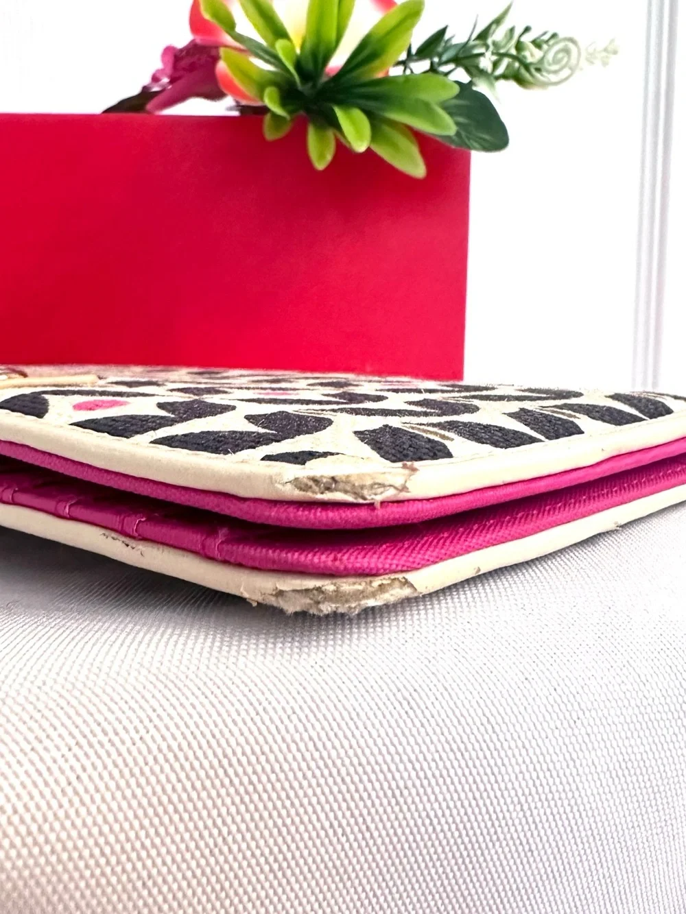 SPARTINA ~ Geometric Pattern Wallet in Black, Cream and Pink w/Back Coin Slot